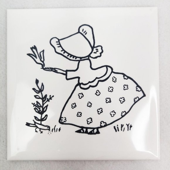 Vintage 1950s Kitsch Tile Covers Sunbonnet Sally - Picture 1 of 6